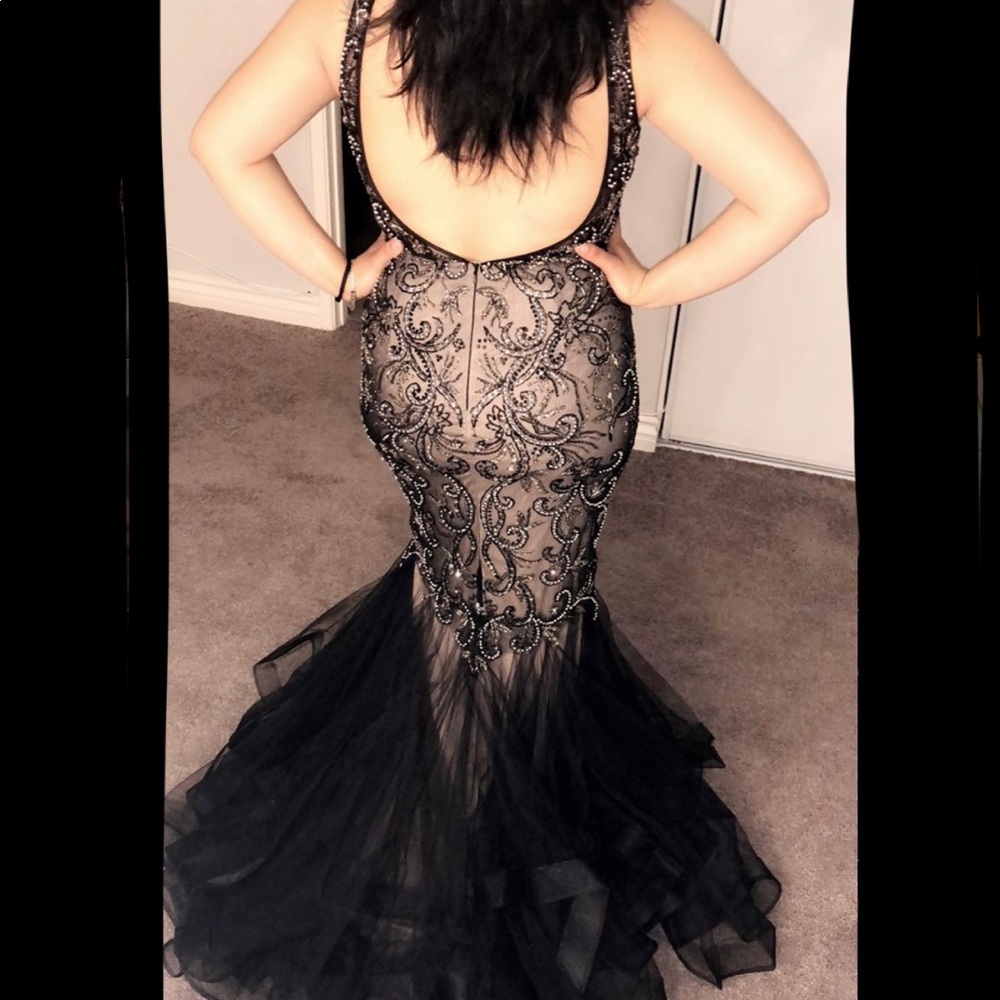 PROM/PARTY mermaid gown size 10